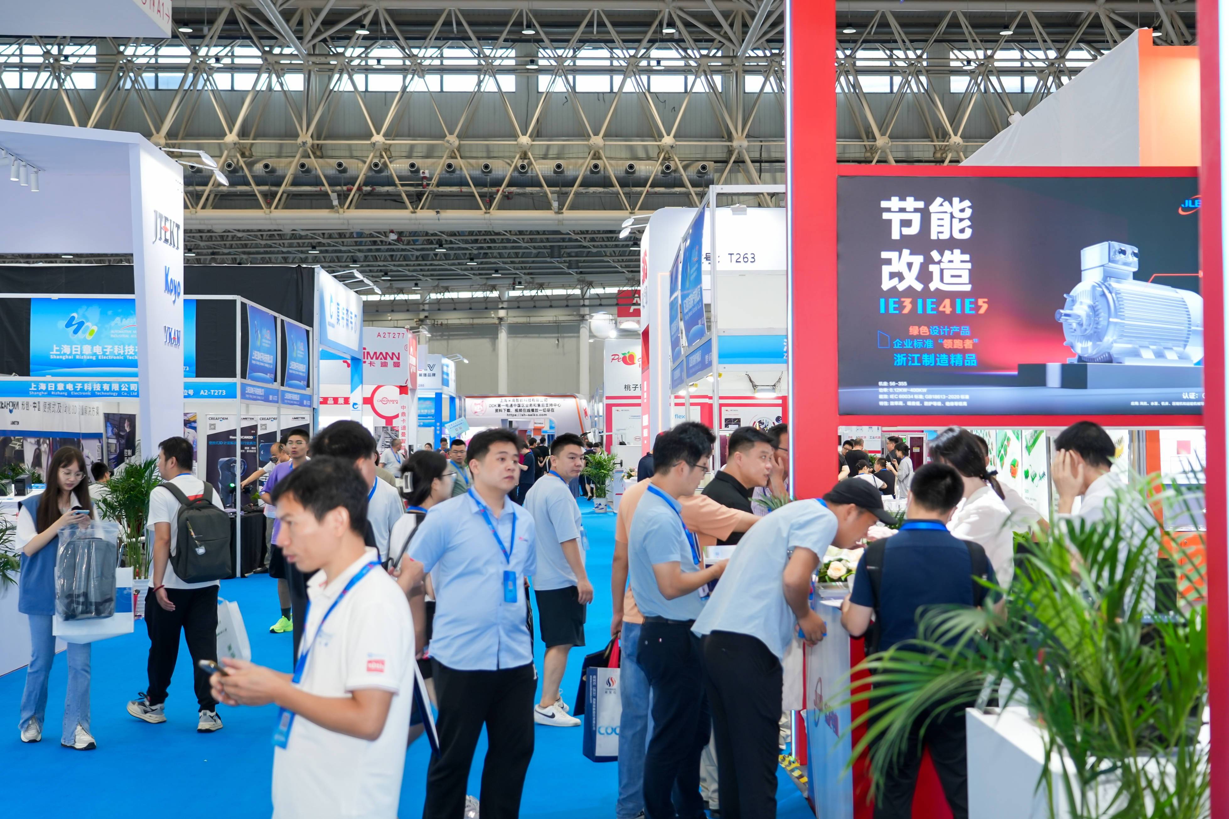 云开（Kaiyun）：2024武汉汽车底盘系统展览会：轻量化、智能化引领未来(图2)