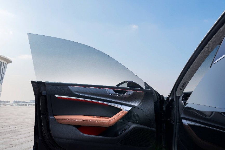 上汽奥迪A7L荣担进博会政要接待用车实力彰显豪华出行典范(图3)