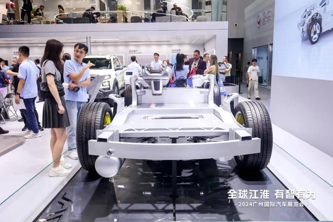 云开：江淮全域线控智慧底盘引领汽车底盘的(图6)