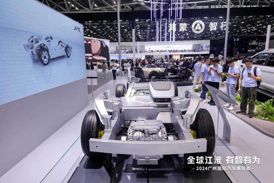 云开：江淮全域线控智慧底盘引领汽车底盘的(图4)