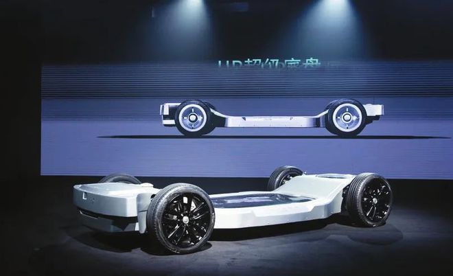 车企秀“肌肉”供应链赋能智能底盘应用的冲锋号响了(图1)