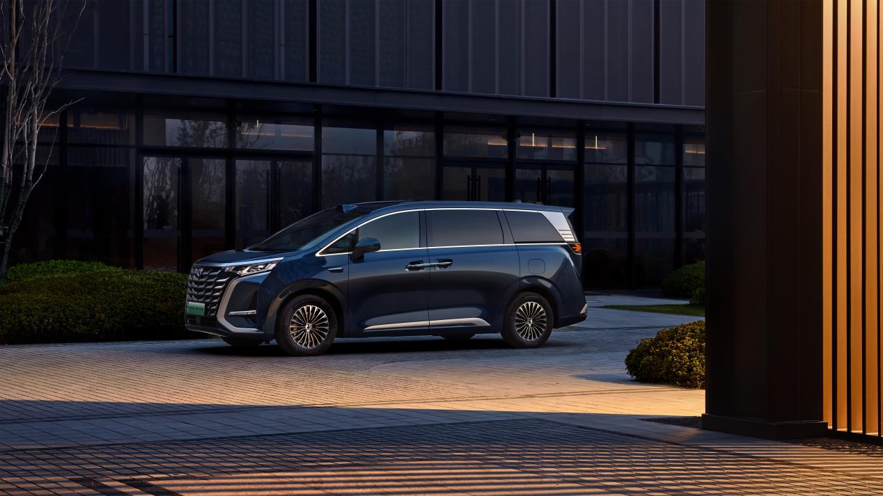 腾势迎来开门红豪华车经销商加速入局新能源豪华赛道(图6)