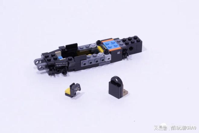 云开：乐高超级赛车769192023年迈凯伦McLarenF1赛车开箱评测(图6)