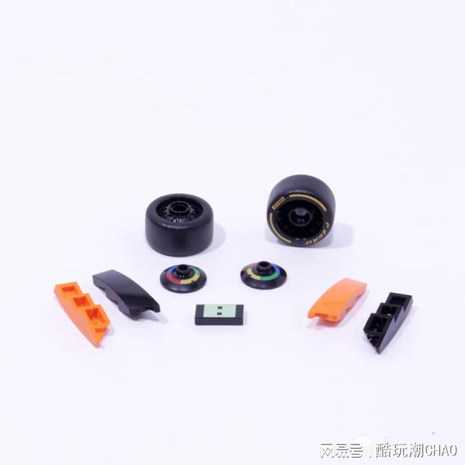 云开：乐高超级赛车769192023年迈凯伦McLarenF1赛车开箱评测(图8)