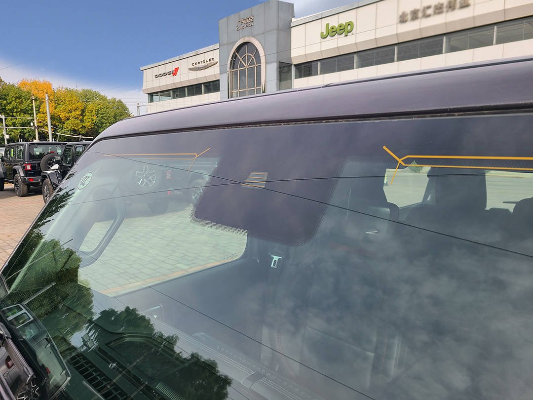 北京牧马人4s店2024款罗宾汉两门黑色优惠(图3)