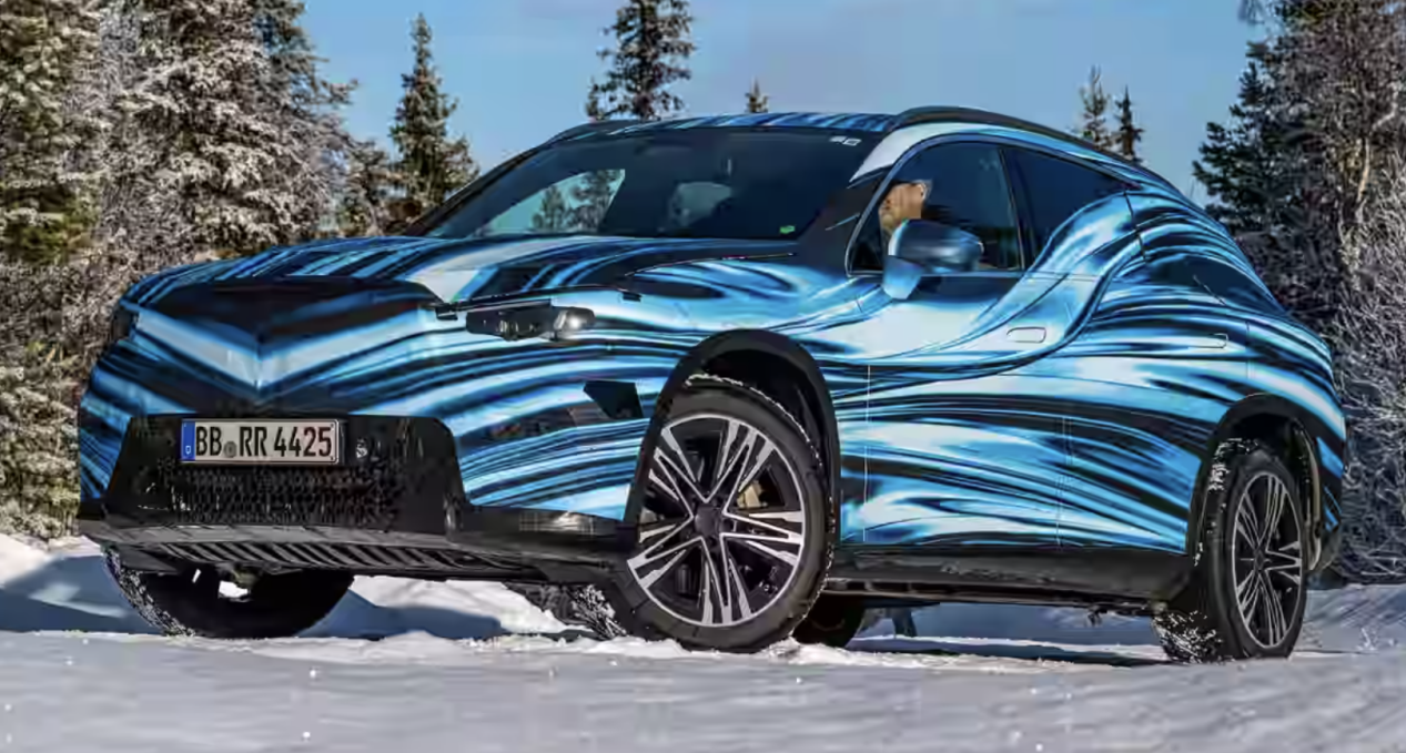 奔驰GLC纯电国内谍照配上空悬多少钱会买？(图2)