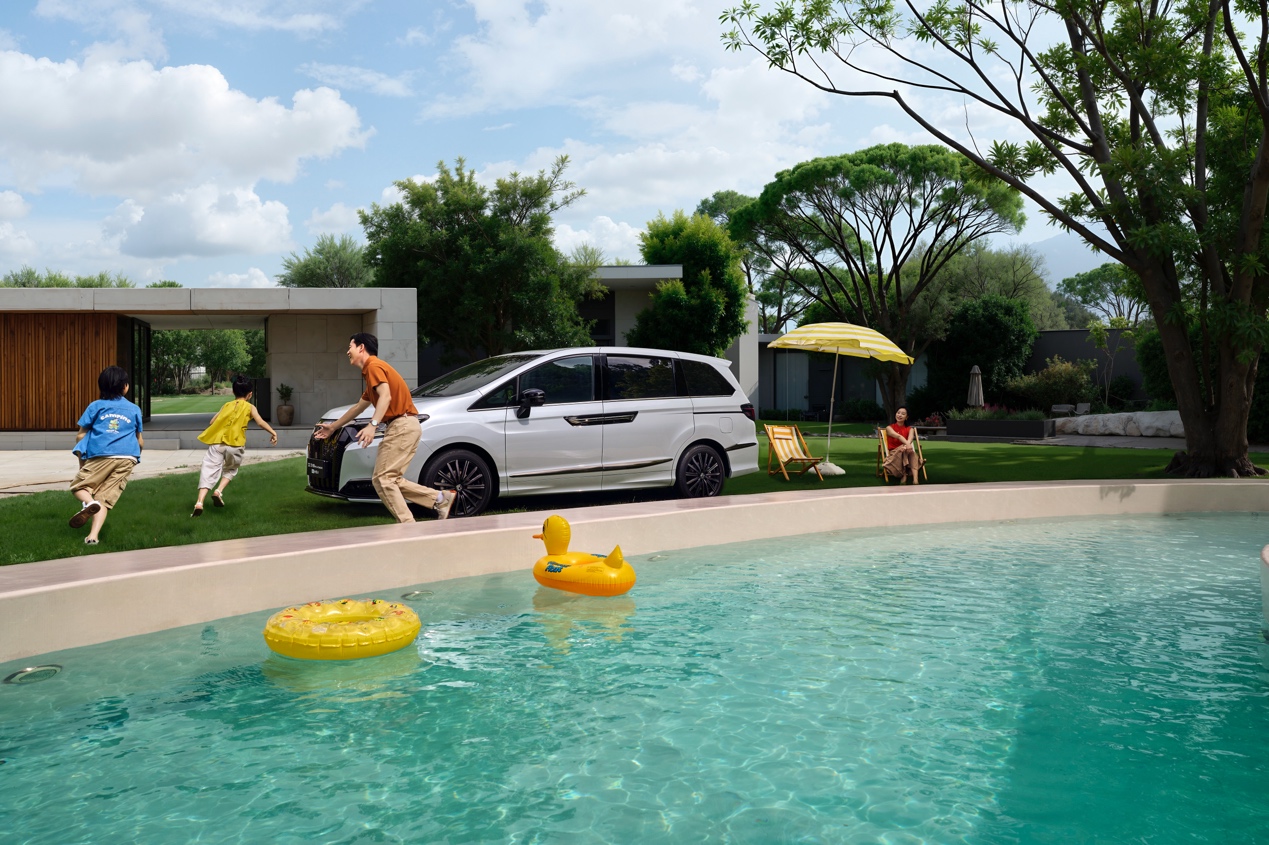 新款艾力绅告诉市场生活的参数配置表根本给不了！(图1)