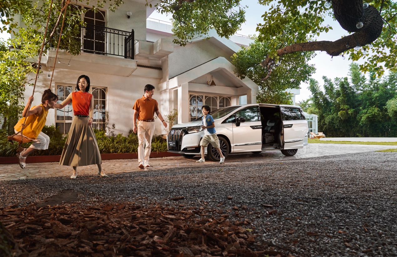 新款艾力绅告诉市场生活的参数配置表根本给不了！(图3)