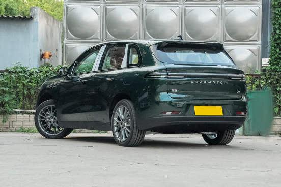 都是热销热门宋PLUS、银河E5、C10、深蓝S05谁更全面？(图2)