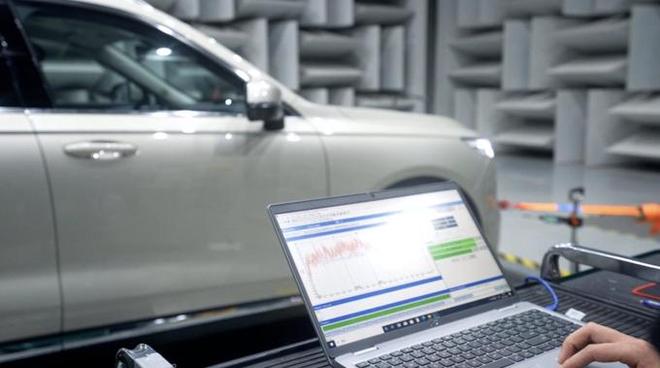 云开（Kaiyun）：三十五岁的长城：筋骨里的硬气与温度(图9)