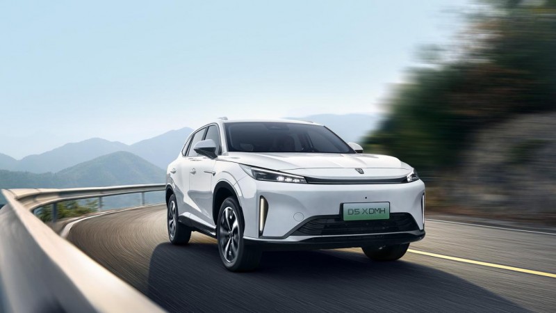 荣威D5XDMH：10万级SUV超值之选续航1300公里(图2)