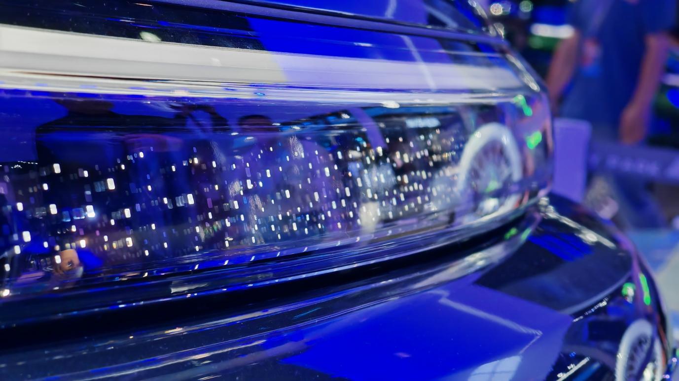 吉利银河M9：20万级大六座SUV的“六边形战士”进化论(图2)