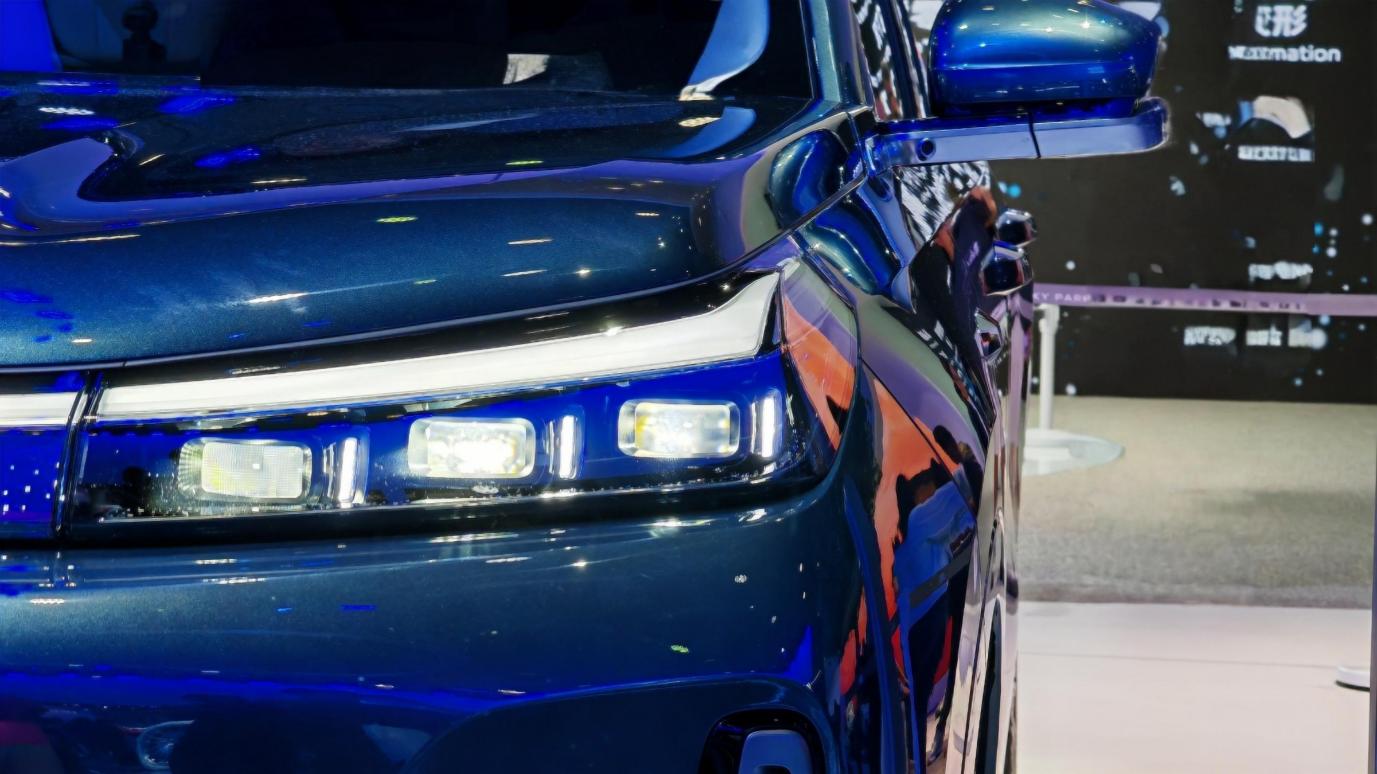 吉利银河M9：20万级大六座SUV的“六边形战士”进化论(图4)