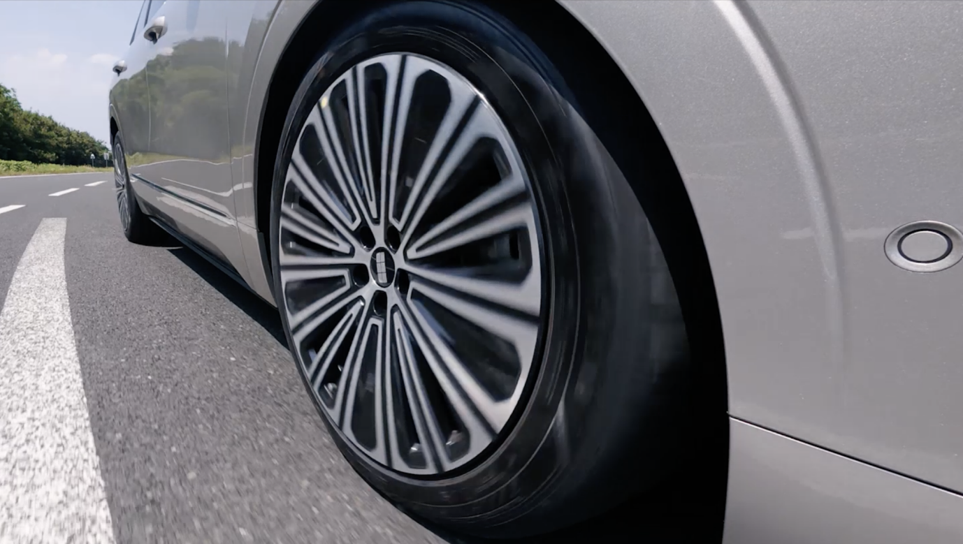 吉利银河M9：20万级大六座SUV的“六边形战士”进化论(图14)