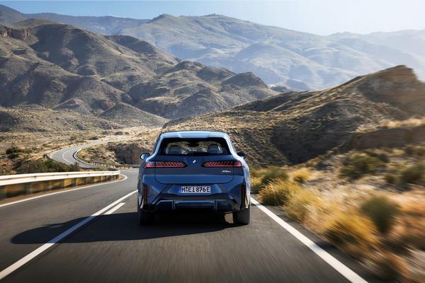 更宝马更中国新世代BMWiX3全球首发(图6)