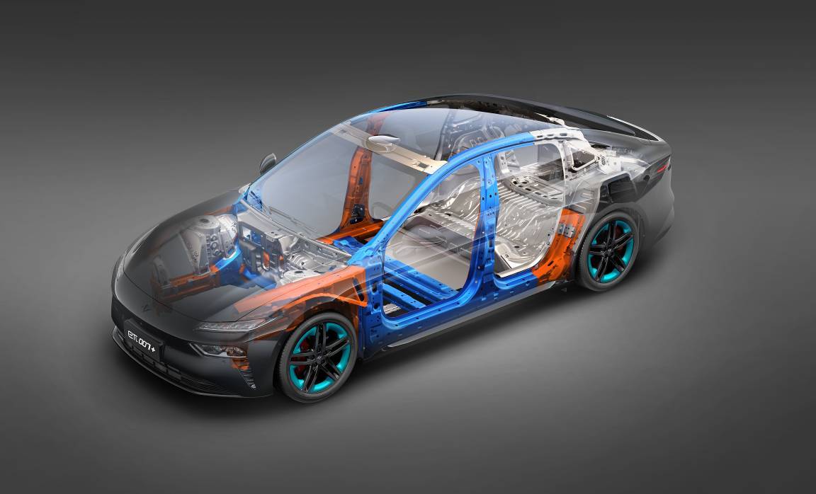 再创新高岚图汽车第30万辆整车岚图泰山正式下线(图5)