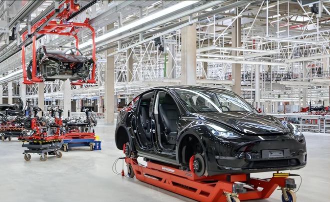 云开：自断臂膀！特斯拉要求美国车全面弃用中国零件在两年内完成替换(图11)