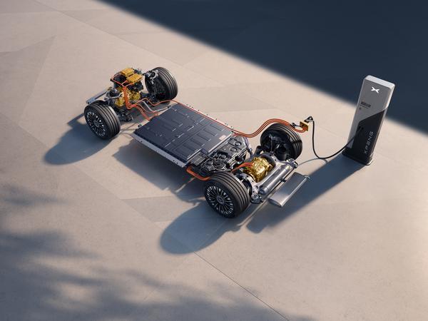 “全球续航最长大七座”小鹏X9超级增程正式上市3098万元起售(图4)