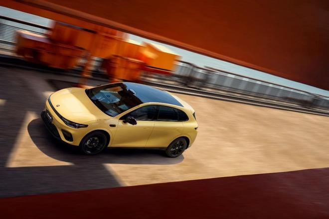 重塑10万级年轻出行价值标杆零跑Lafa5上市限时惊喜价928万起(图11)