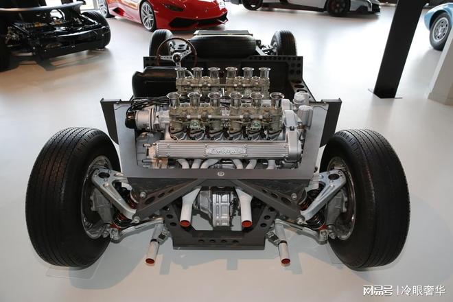 奢侈品媒体丨无车身底盘征服了世界丨奢华奢侈媒体(图3)