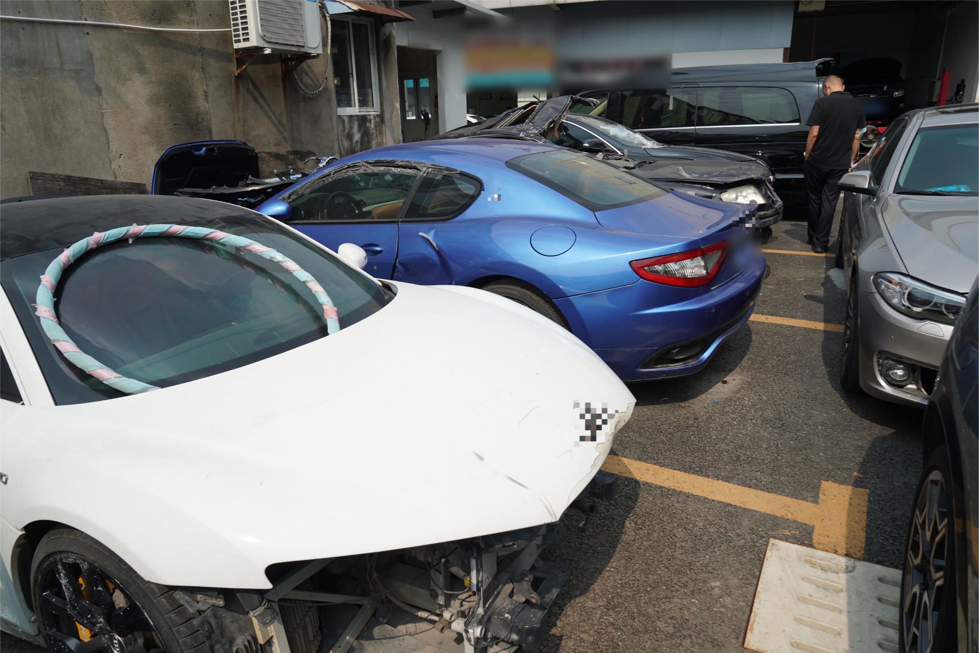 起底豪车骗保黑色产业链：雇车手伪造事故骗保上千万元(图3)