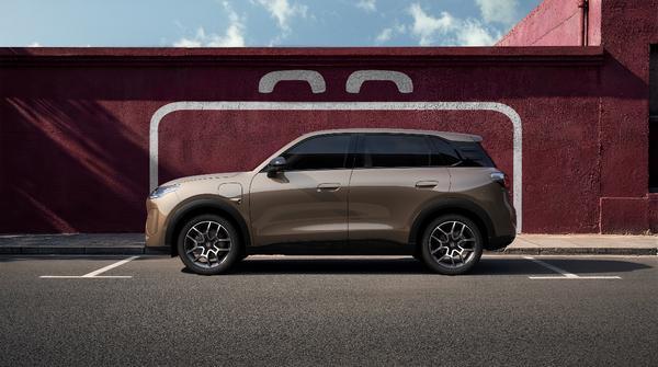 658万元起！零跑A10全球上市重塑10万内纯电SUV价值新标杆(图4)