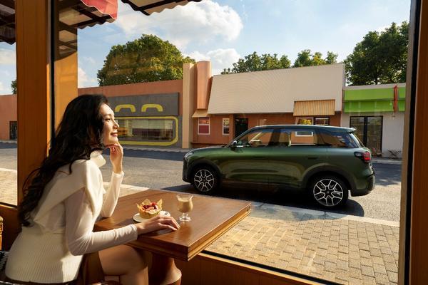 658万元起！零跑A10全球上市重塑10万内纯电SUV价值新标杆(图13)