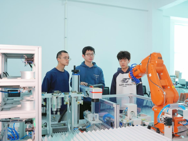 云开（Kaiyun）：辽宁理工学院：以专业“加减法”服务产业新发展(图2)